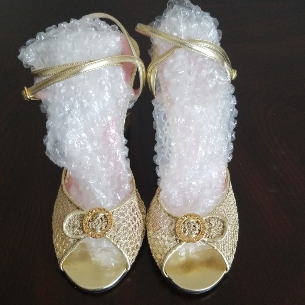 Jill Stuart golden heels